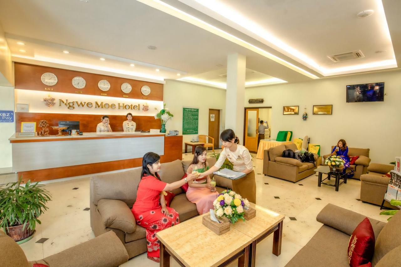 Ngwe Moe Hotel Moulmein Exterior foto